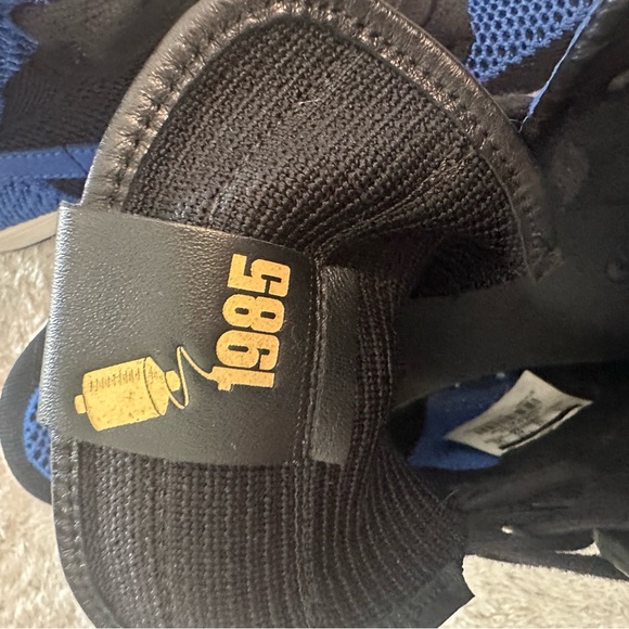 Jordan 1 High Flyknit Royal - Size 11 - Picture 4 of 5